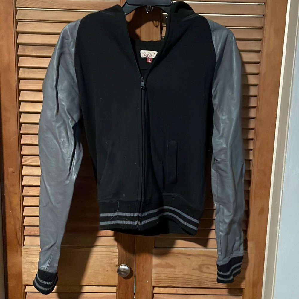 so black and gray hooded jacket, size L